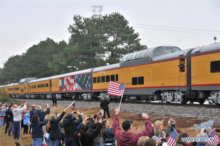 U.S.-HOUSTON-GEORGE H.W. BUSH-TRAIN-BURIAL