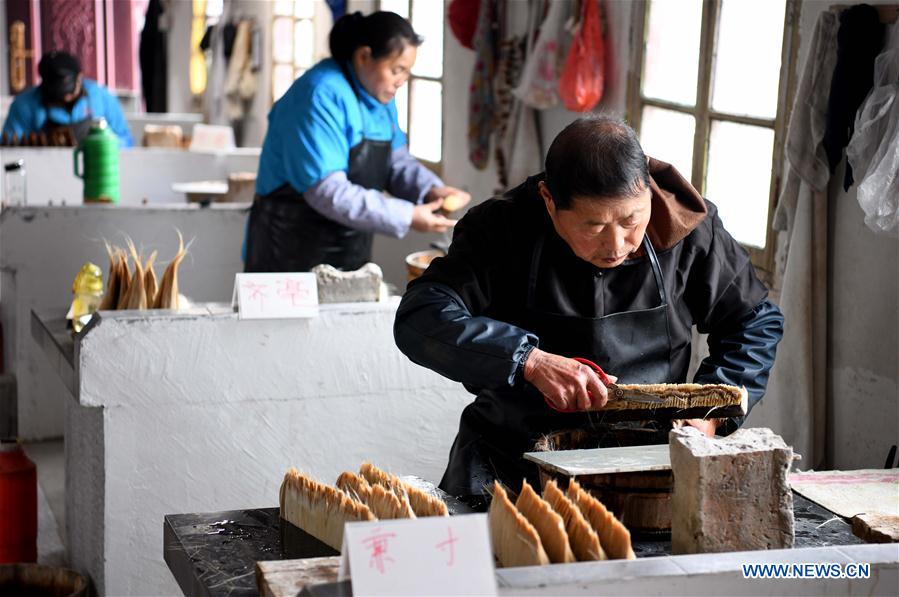 CHINA-ANHUI-XUAN INK BRUSH-MAKING (CN)