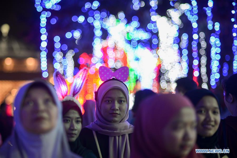 MALAYSIA-PUTRAJAYA-LAMPU FESTIVAL