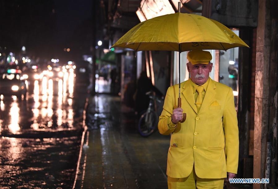 SYRIA-ALEPPO-YELLOW MAN