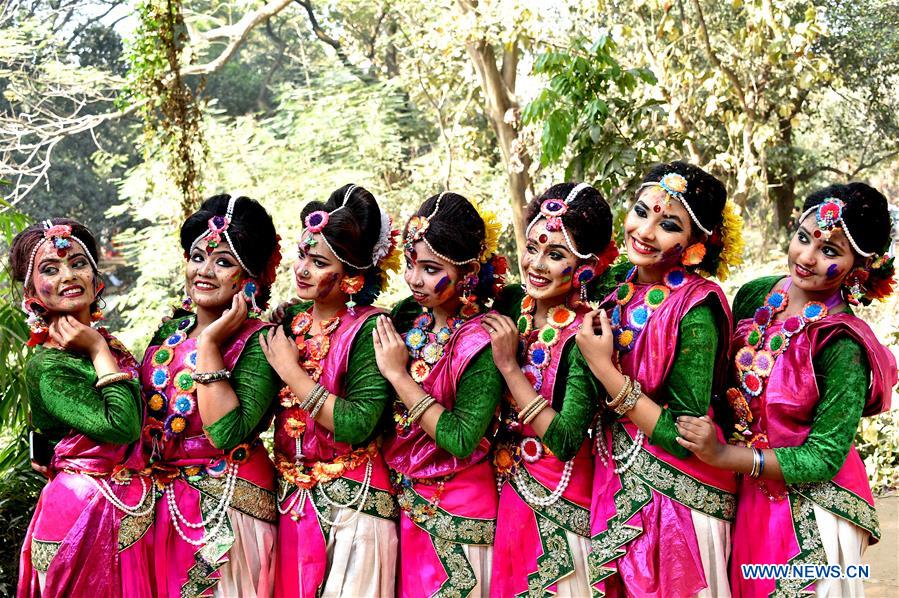 BANGLADESH-DHAKA-SPRING-FESTIVAL