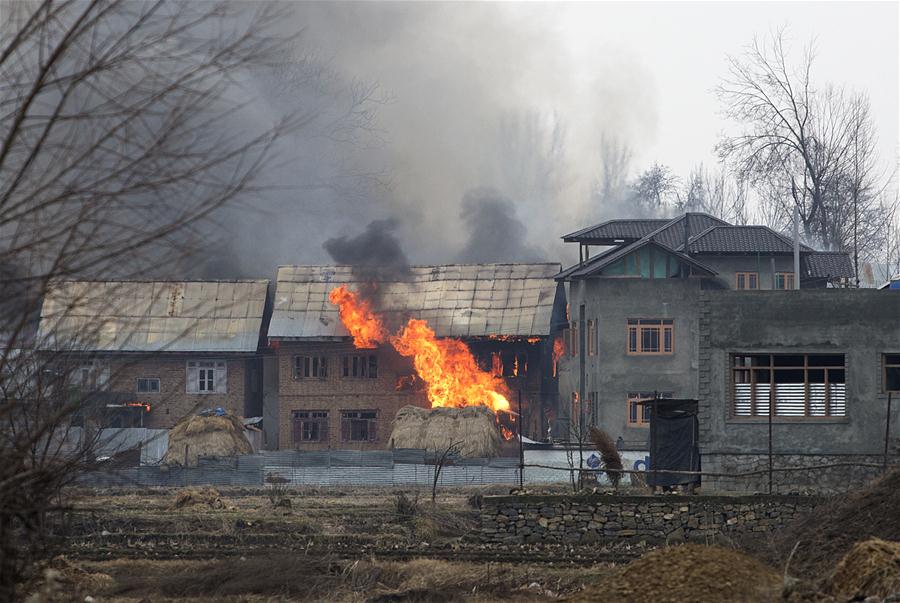 KASHMIR-SRINAGAR-GUNFIGHT