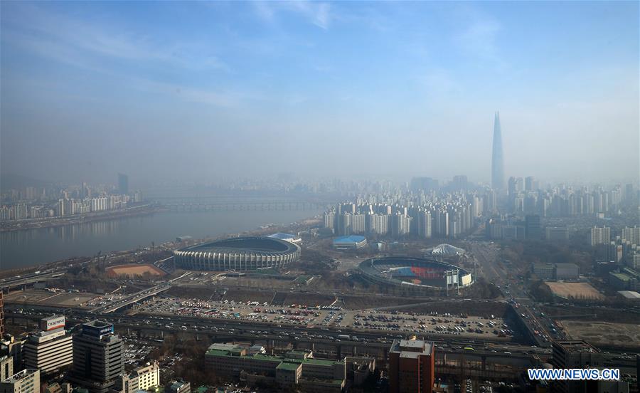 Buildings Shrouded In Smog In Seoul South Korea Xinhua Englishnewscn 1128