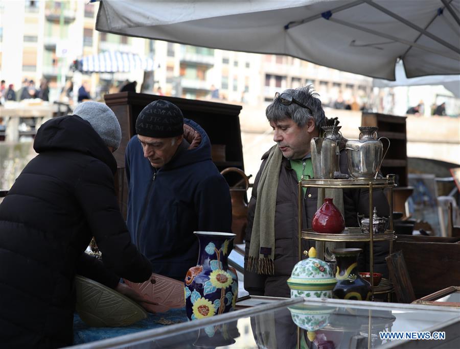 ITALY-MILAN-ANTIQUE MARKET