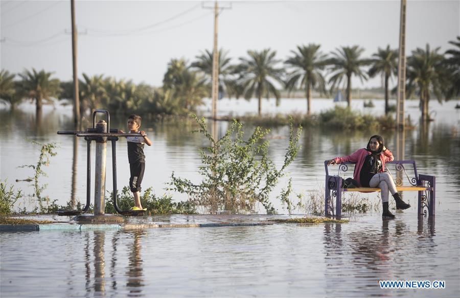 IRAN-KHUZESTAN-FLOOD-LIFE