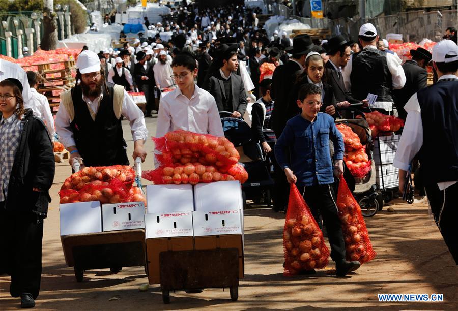 MIDEAST-JERUSALEM-PASSOVER-PREPARATION