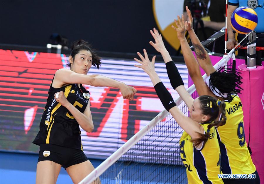 (SP)TURKEY-ISTANBUL-VOLLEYBALL-TURKISH WOMEN LEAGUE-VAKIFBANK VS FENERBAHCE