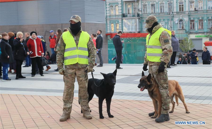 UKRAINE-KIEV-PRESIDENTIAL CANDIDATES-DEBATE