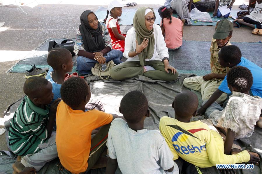 SUDAN-KHARTOUM-PROTESTER-HOMELESS CHILDREN