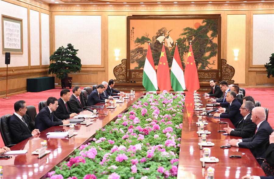 (BRF)CHINA-BEIJING-XI JINPING-HUNGARIAN PM-MEETING (CN)