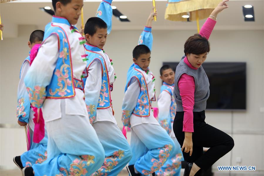 #CHINA-HEBEI-SHIJIAZHUANG-FOLK DANCE (CN)