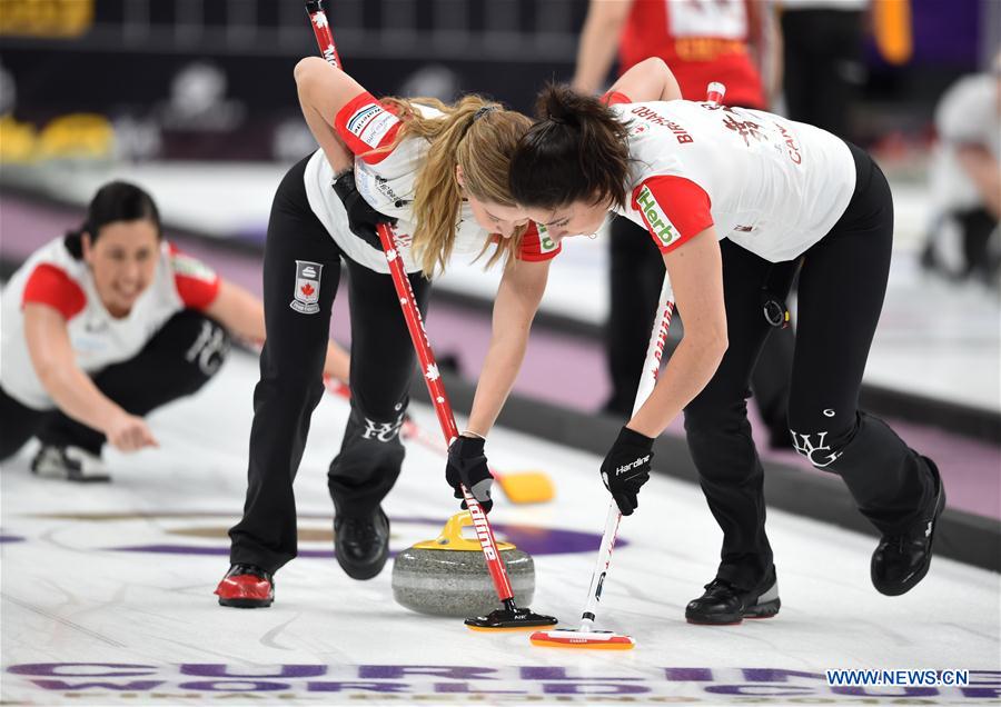 (SP)CHINA-BEIJING-CURLING-WCF WORLD CUP GRAND FINAL-DAY 4(CN)