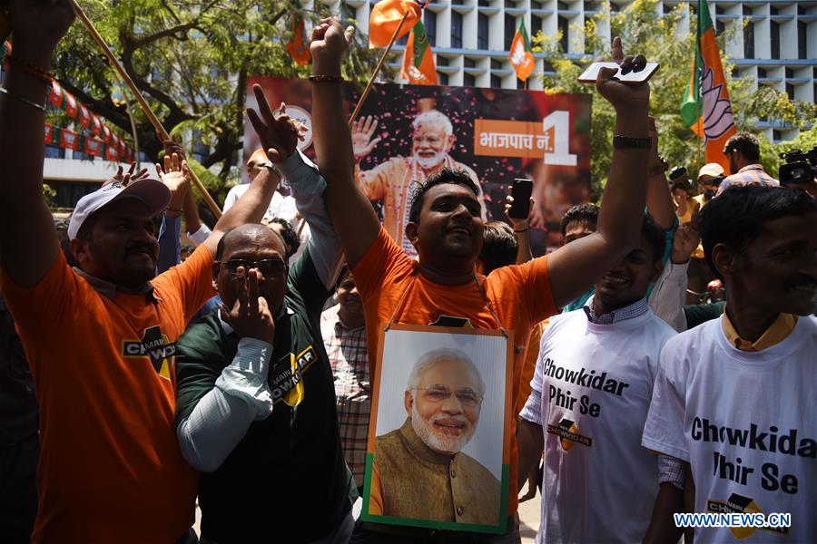 INDIA-MUMBAI-ELECTION-BJP-CELEBRATION