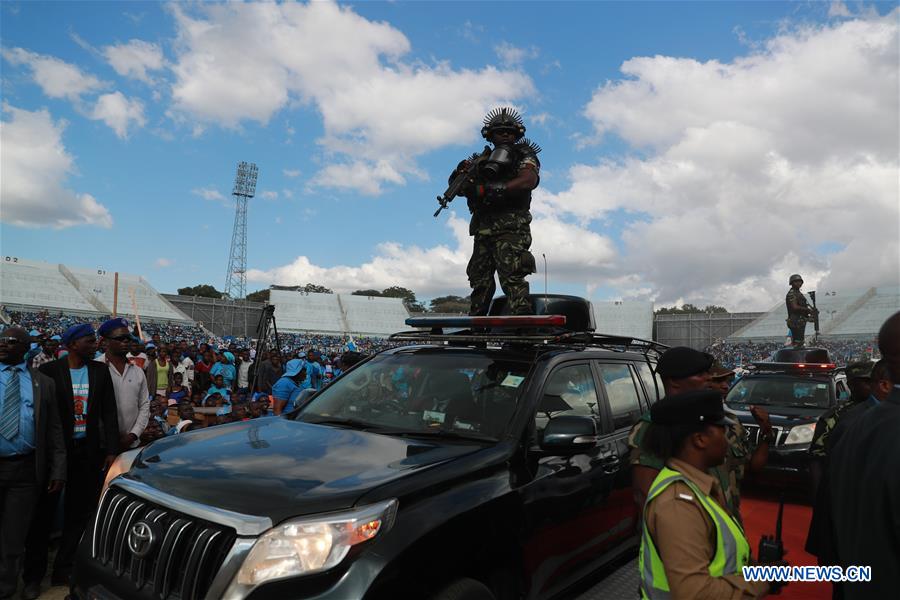 MALAWI-BLANTYRE-NEWLY-ELECTED PRESIDENT-PETER MUTHARIKA-SWEARING IN