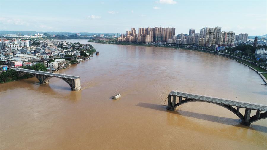 CHINA-GUANGDONG-HEYUAN-BRIDGE-COLLAPSE (CN)