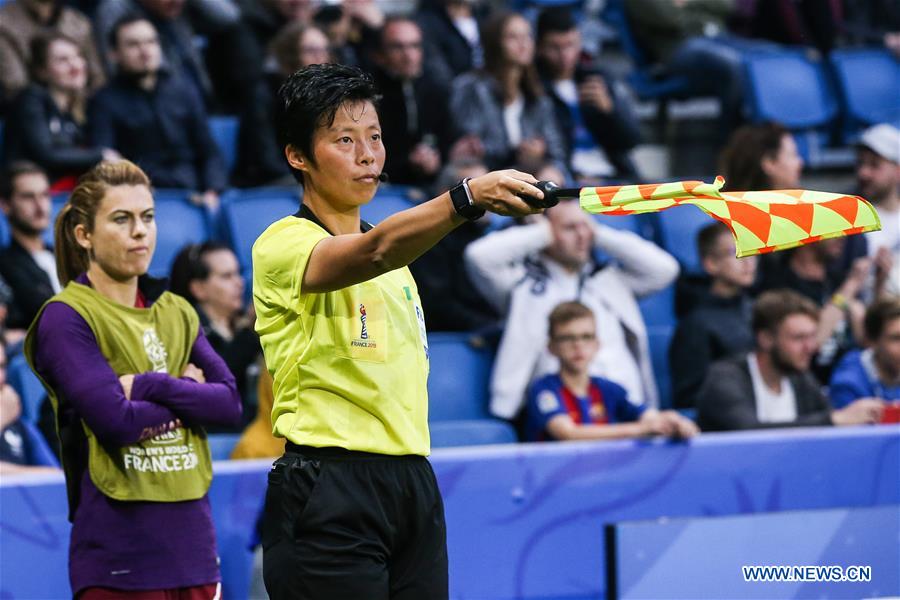 #(SP)FRANCE-RENNES-2019 FIFA WOMEN'S WORLD CUP-GROUP D-REFEREE