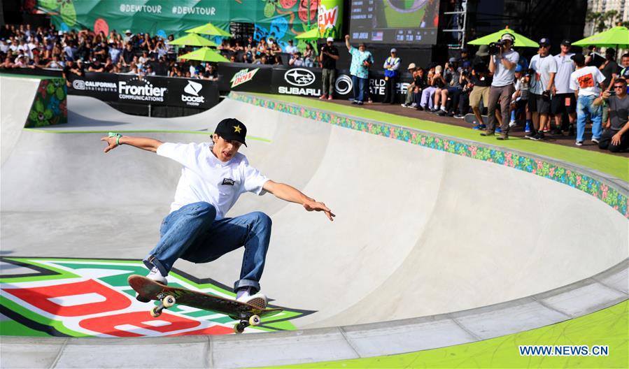 (SP)U.S.-LOS ANGELES-SKATEBOARD-DEW TOUR