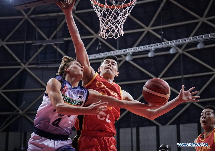 (SP)CHINA-CHANGZHOU-BASKETBALL-CHINA VS AUSTRALIAN NBL TEAM