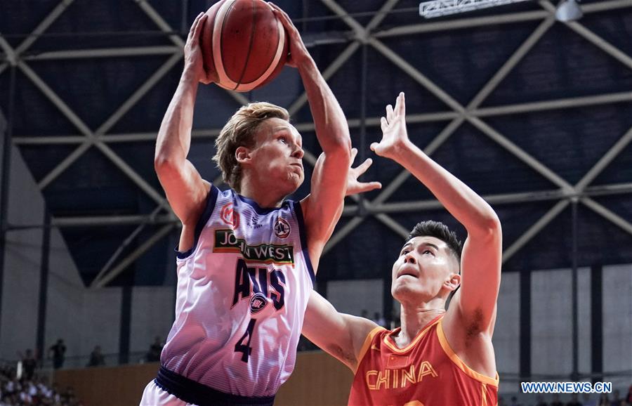 (SP)CHINA-CHANGZHOU-BASKETBALL-CHINA VS AUSTRALIAN NBL TEAM