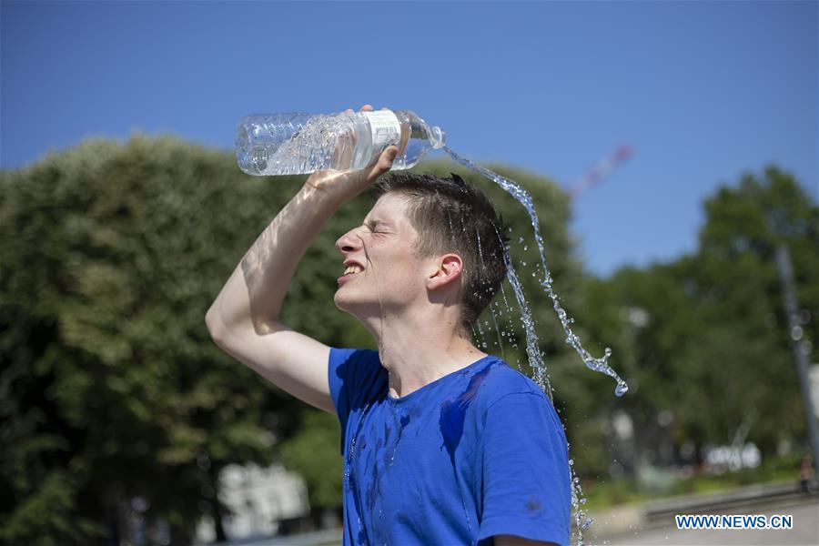 FRANCE-WEATHER-HEAT WAVE