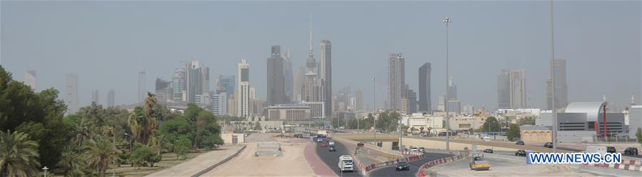 KUWAIT-KUWAIT CITY-DUST