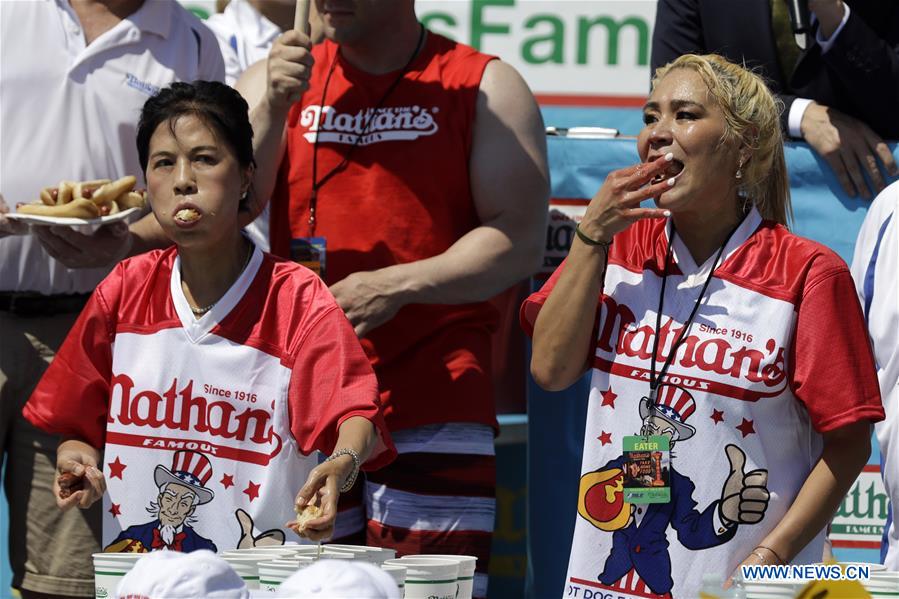 U.S.-NEW YORK-HOT DOG EATING CONTEST