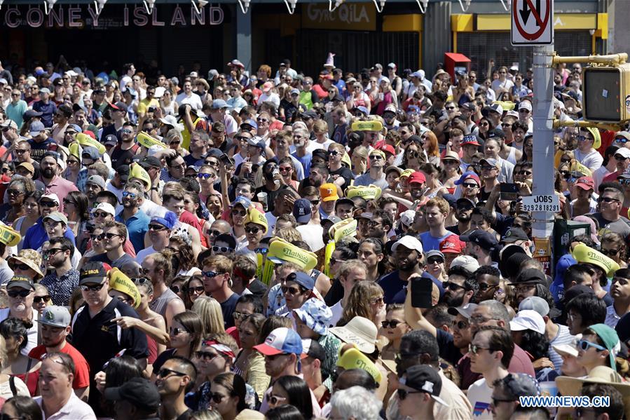 U.S.-NEW YORK-HOT DOG EATING CONTEST