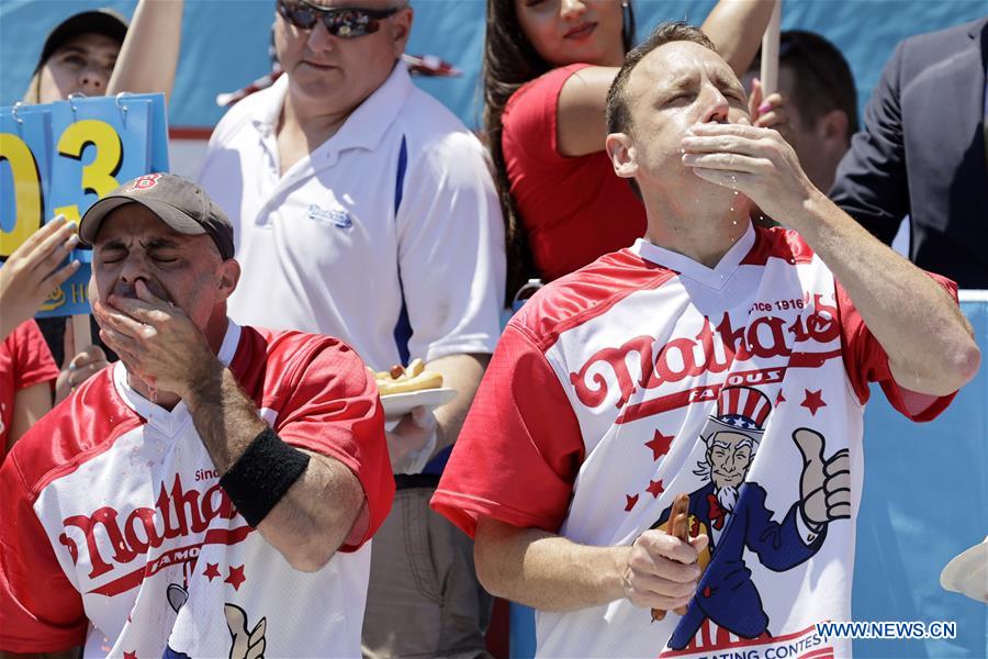 U.S.-NEW YORK-HOT DOG EATING CONTEST