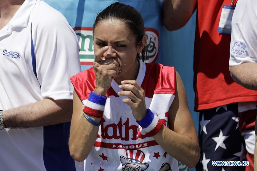 U.S.-NEW YORK-HOT DOG EATING CONTEST