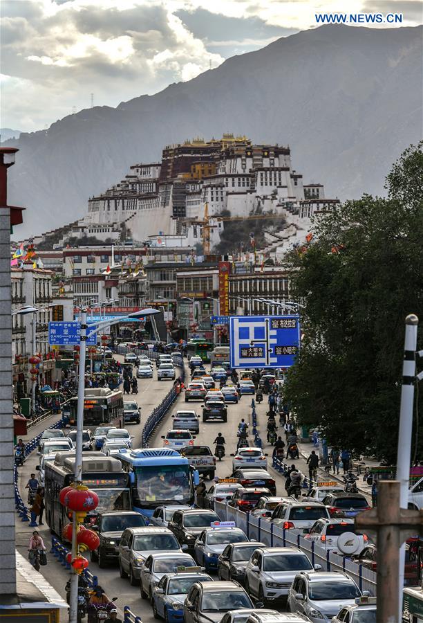 CHINA-TIBET-LHASA-VEHICLES (CN)