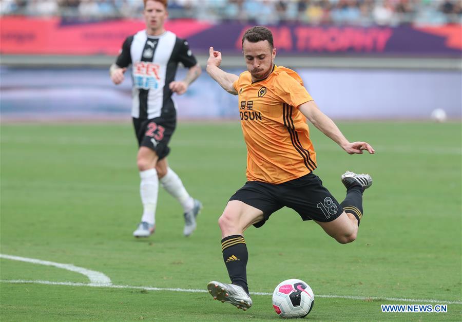 (SP)CHINA-NANJING-SOCCER-PREMIER LEAGUE-ASIA TROPHY-NEWCASTLE UNITED VS WOLVERHAMPTON WANDERERS