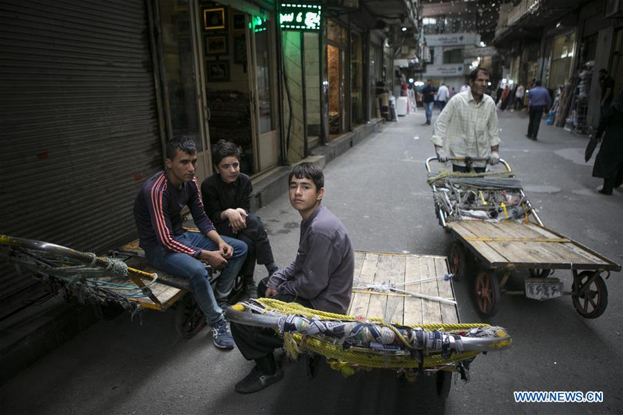 IRAN-TEHRAN-BAZAAR