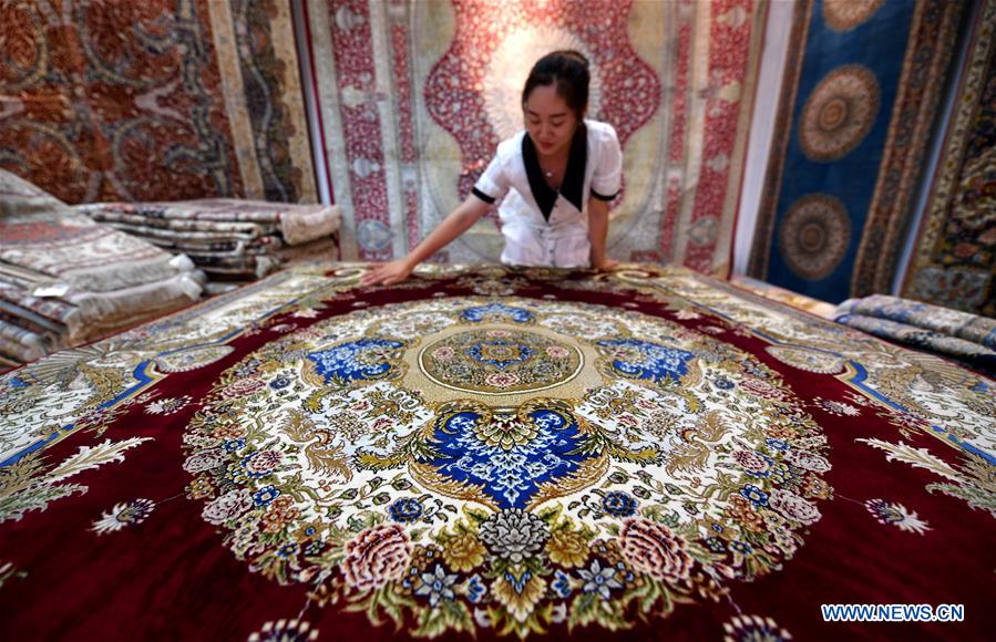 Across China: China-made Persian carpets to restore glory in