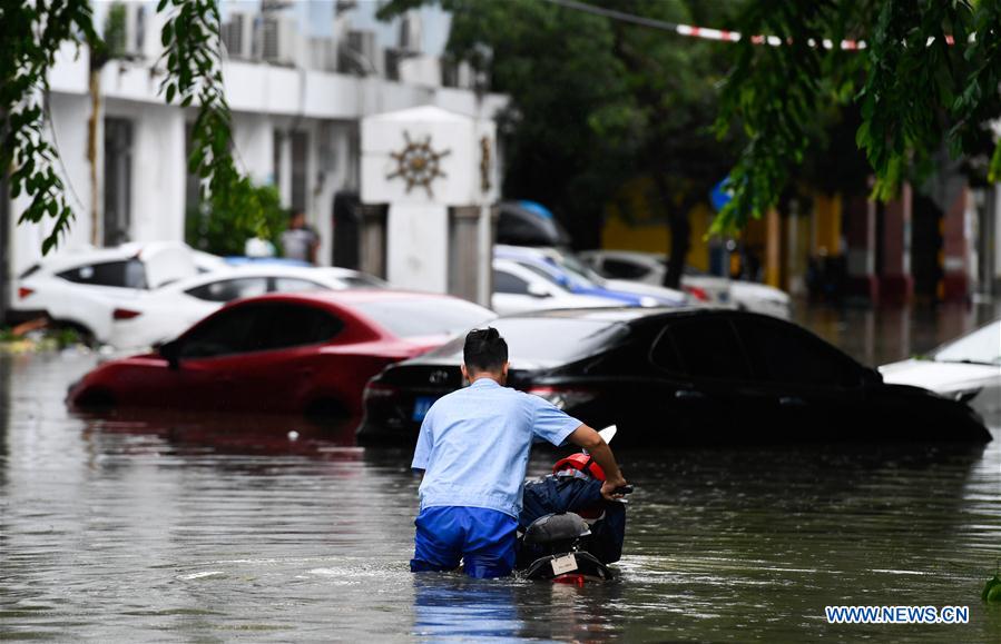 CHINA-HAINAN-TYPHOON-LANDFALL (CN)