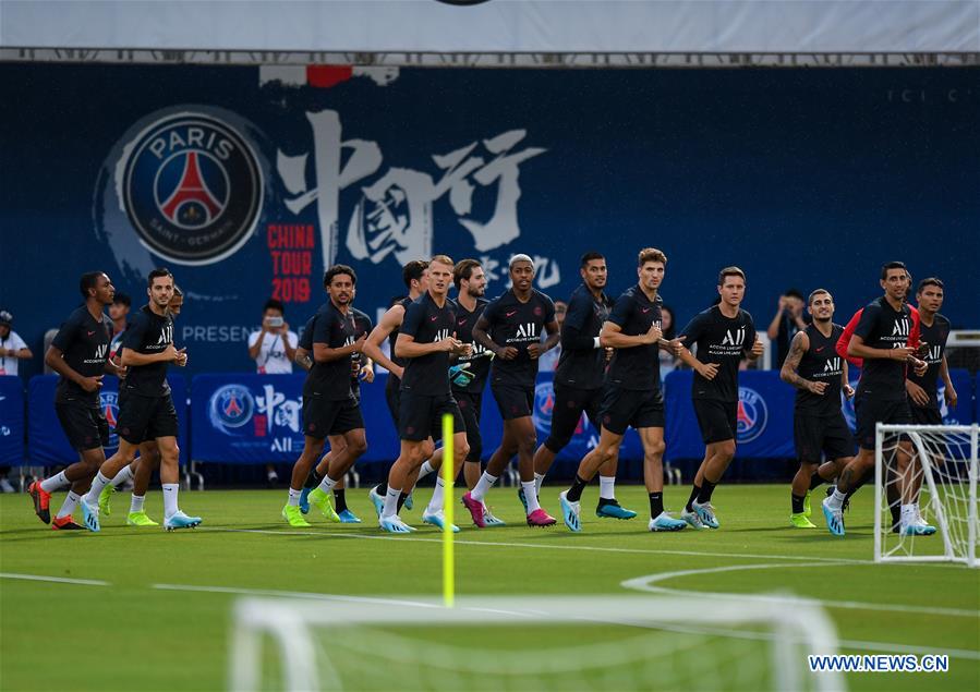 (SP)CHINA-SHENZHEN-FOOTBALL-CHAMPIONS TROPHY-PSG-TRAINING(CN)