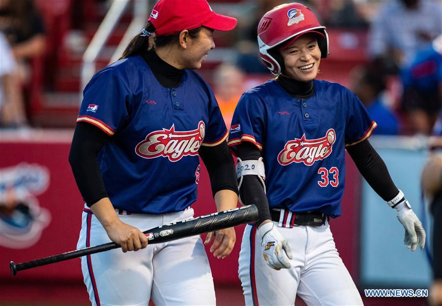 (SP)U.S.-CHICAGO-SOFTBALL-CHICAGO BANDITS VS BEIJING EAGLES 