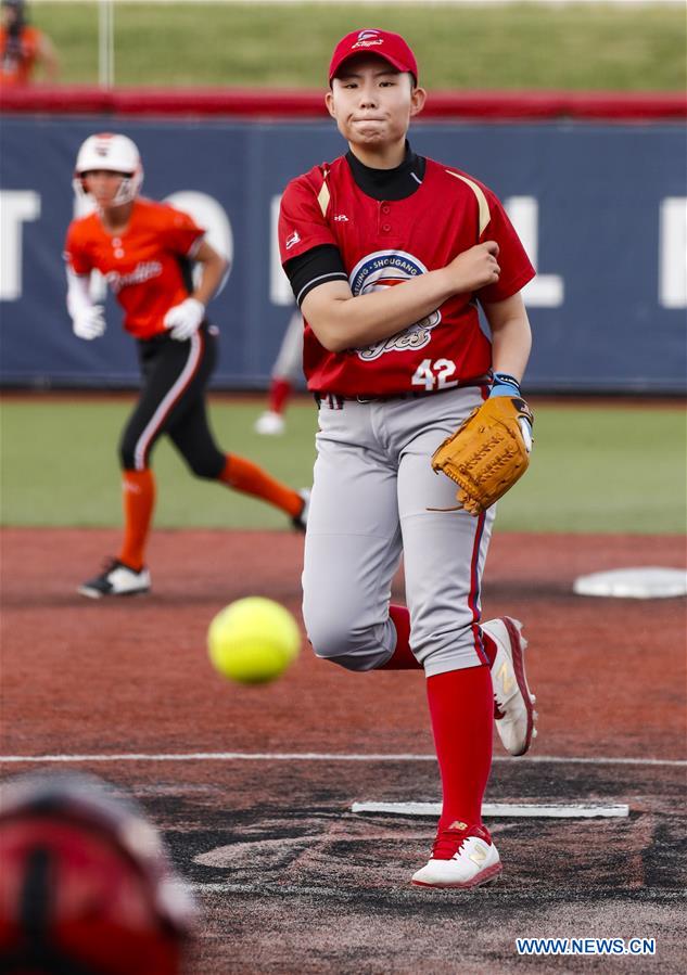 (SP)U.S.-ROSEMONT-SOFTBALL-CHICAGO BANDITS VS BEIJING EAGLES