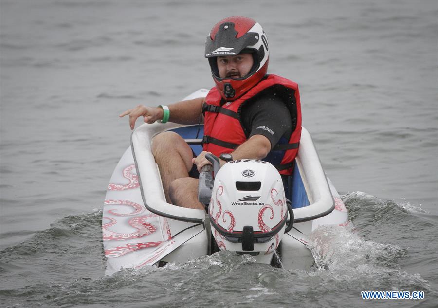 (SP)CANADA-VANCOUVER-BATHTUB RACES