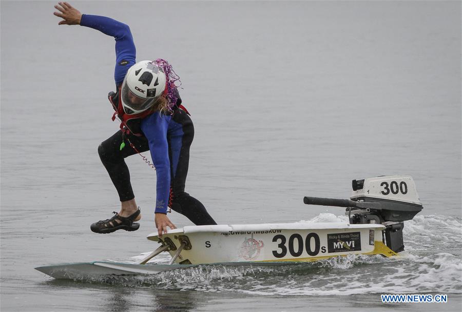 (SP)CANADA-VANCOUVER-BATHTUB RACES