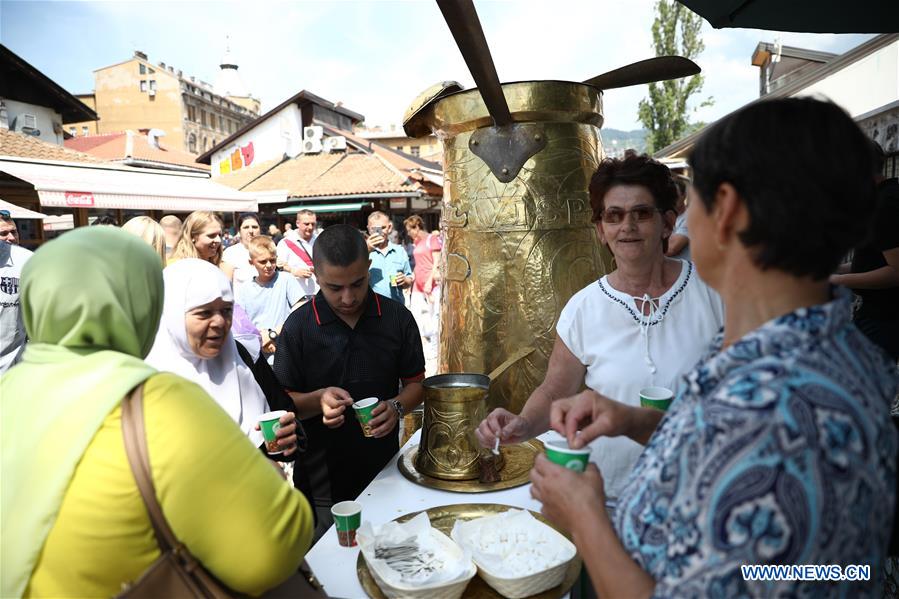 BOSNIA AND HERZEGOVINA-SARAJEVO-BIGGEST COFFEE POT