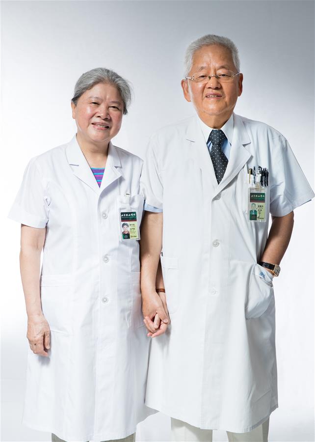(FOCUS)CHINA-BEIJING-MEDICAL WORKERS' DAY-PHYSICIAN COUPLE (CN)