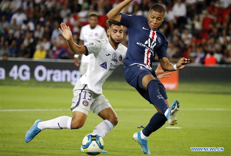 (SP)FRANCE-PARIS-FOOTBALL-FRENCH L1-PSG VS TOULOUSE