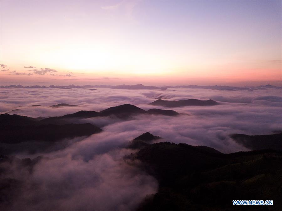 CHINA-GUANGXI-TIANDONG-SEA OF CLOUDS (CN)