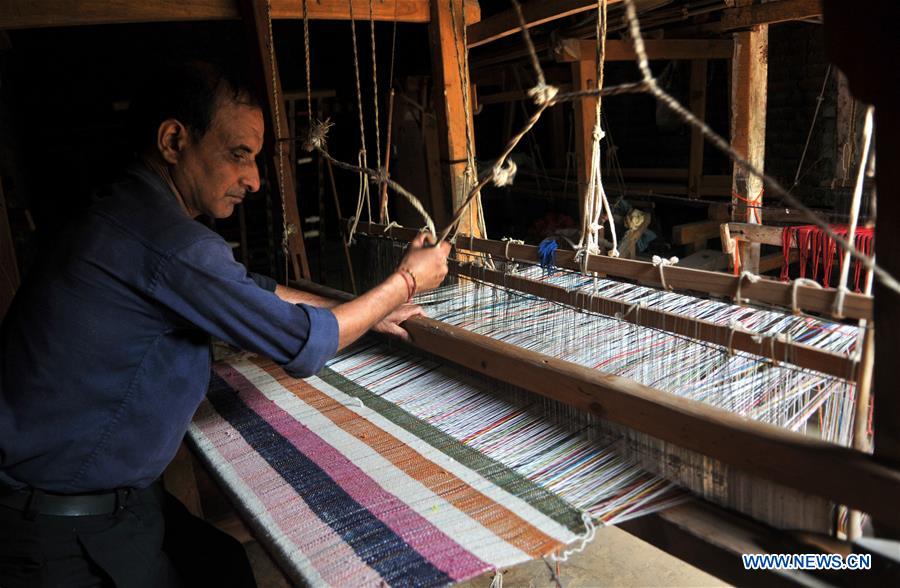 KASHMIR-JAMMU-HAND WEAVING