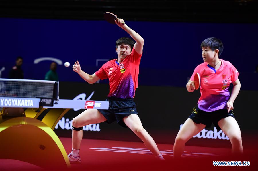 Highlights of mixed doubles semifinals at Asian Table Tennis