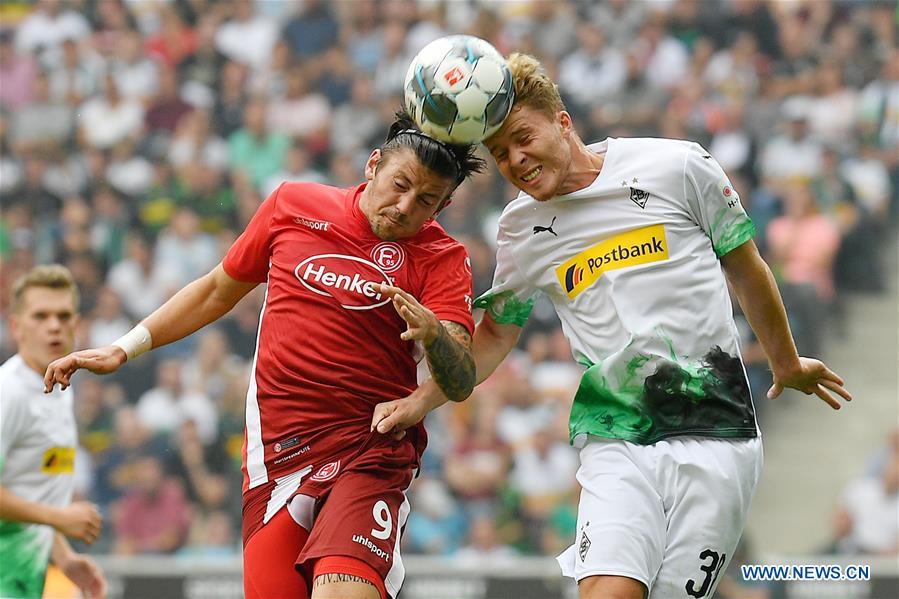 (SP)GERMANY-MONCHENGLADBACH-BUNDESLIGA-MONCHENGLADBACH VS DUSSELDORF