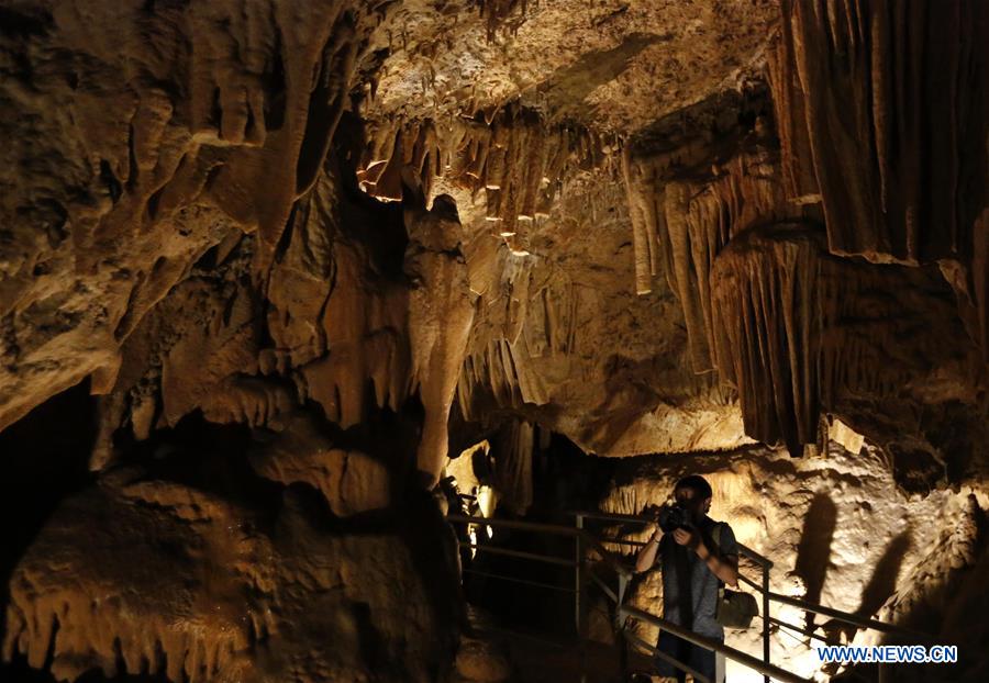 LEBANON-CAVE-SCENERY