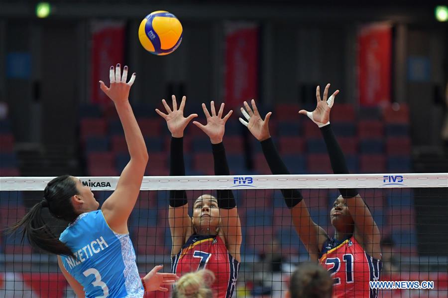 (SP)JAPAN-OSAKA-VOLLEYBALL-WOMEN'S WORLD CUP-DOM VS ARG