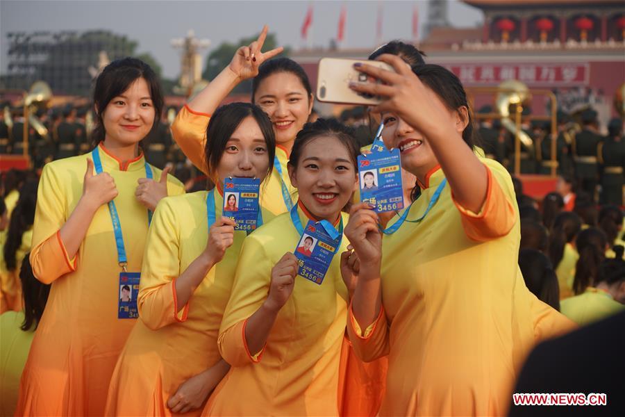 (PRC70Years)CHINA-BEIJING-NATIONAL DAY-CELEBRATIONS-PREPARATION (CN)