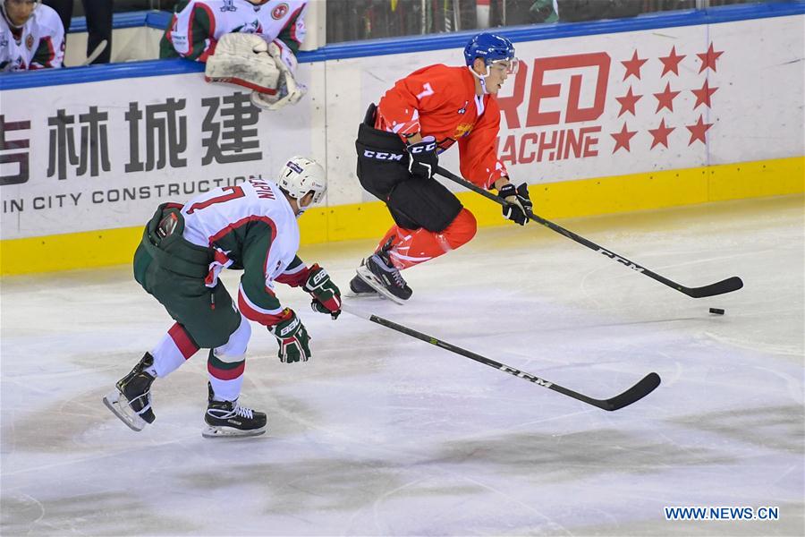 (SP)CHINA-JILIN-ICE HOCKEY-SILK ROAD SUPREME HOCKEY LEAGUE-TSEN TOU VS BARS